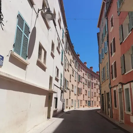 Apartamento Mignon De Climatise Avec Piscine Et A 6mn A Pied
