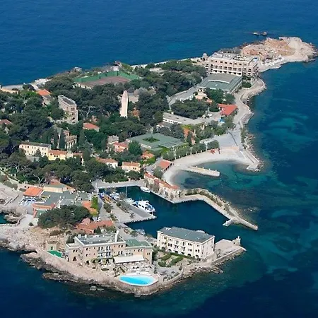 Mignon De Climatise Avec Piscine Et A 6mn A Pied * Sanary-sur-Mer